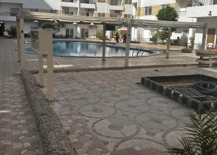 Lotus Compound *